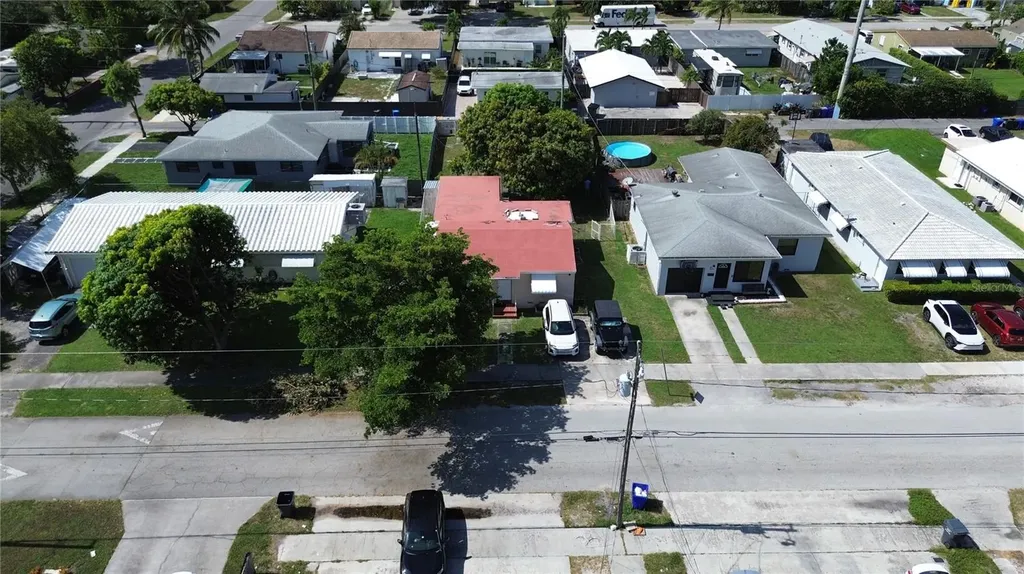 2447 Arthur Street Hollywood FL 33020