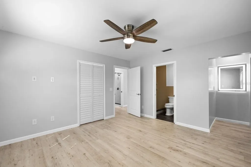 4038 Harrisburg St Petersburg FL 33703