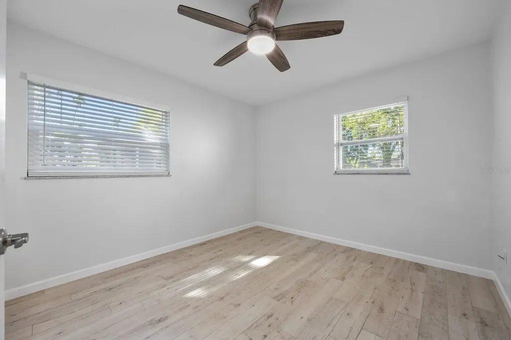 4038 Harrisburg St Petersburg FL 33703