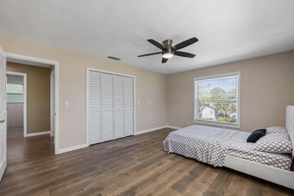 4038 Harrisburg St Petersburg FL 33703
