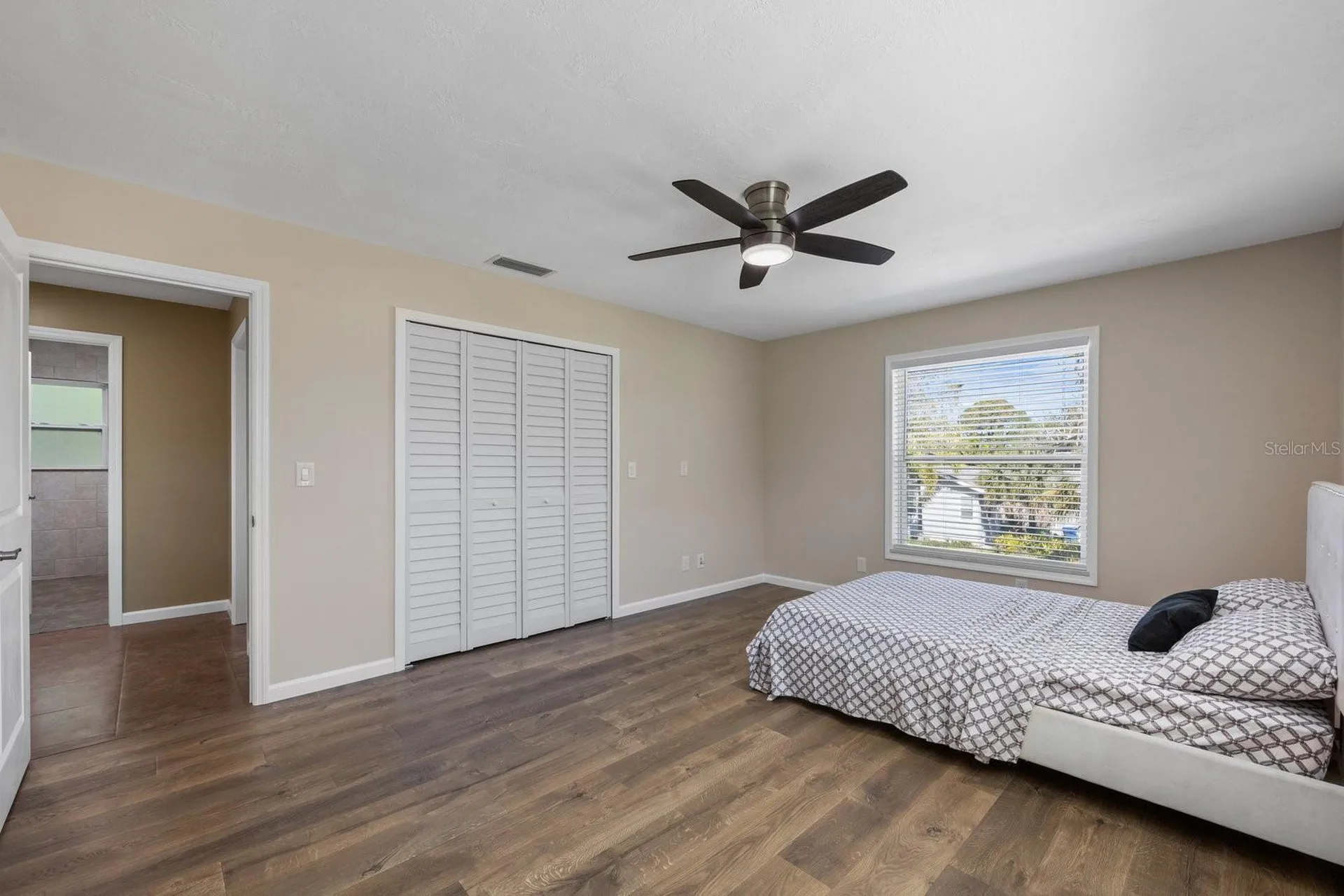 4038 Harrisburg St Petersburg FL 33703