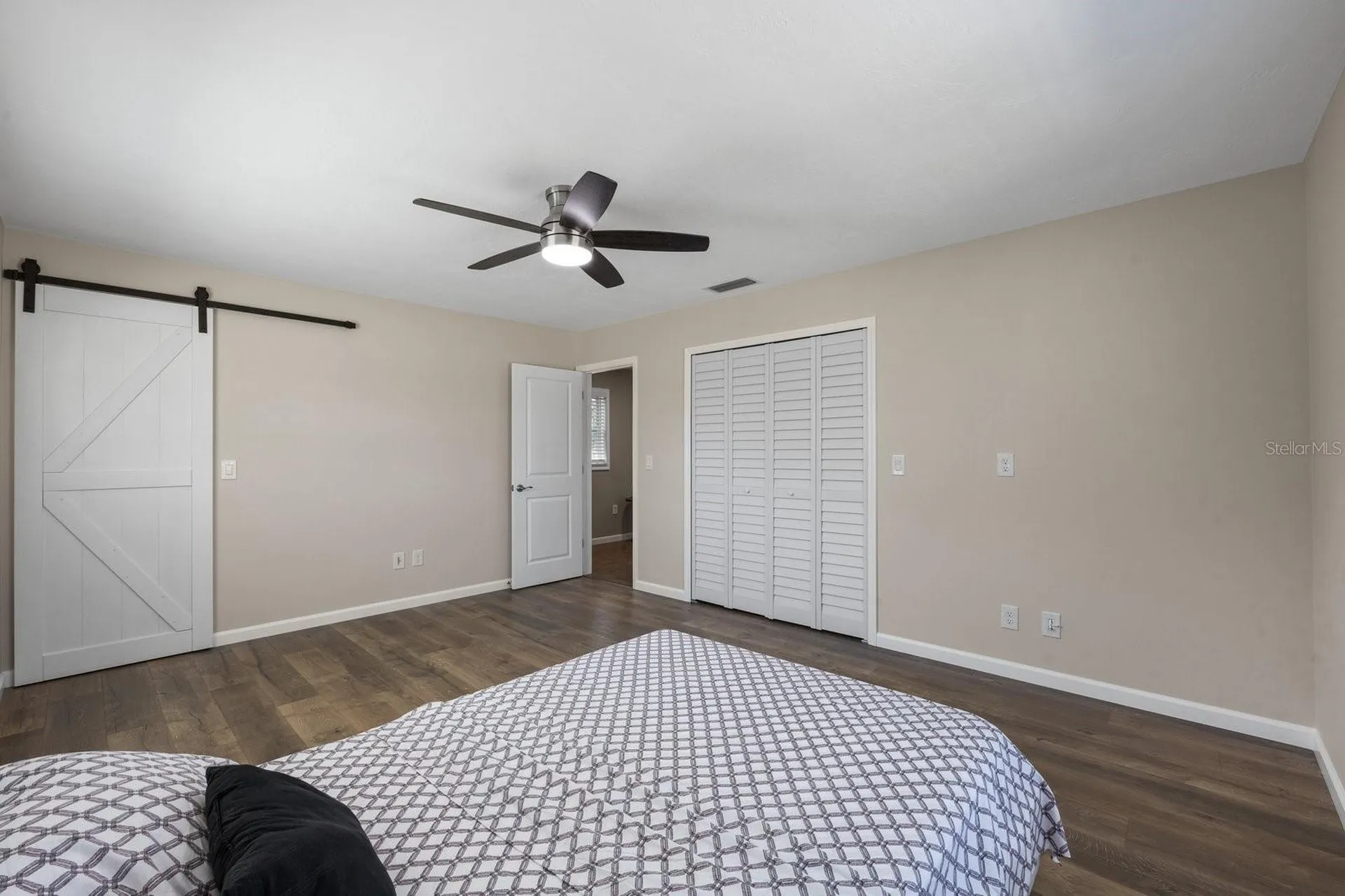 4038 Harrisburg St Petersburg FL 33703