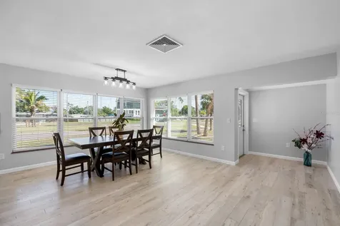 4038 Harrisburg St Petersburg FL 33703