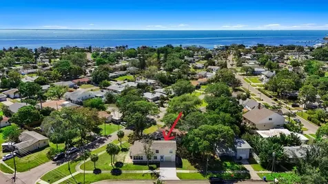 4038 Harrisburg St Petersburg FL 33703