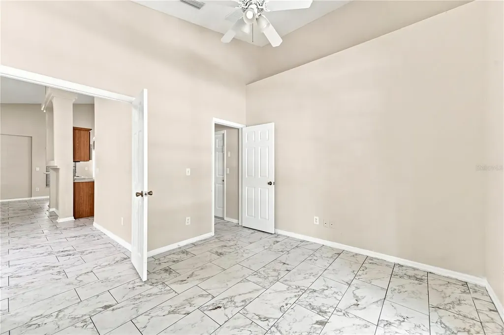 2155 Kaylas Court Orlando FL 32817
