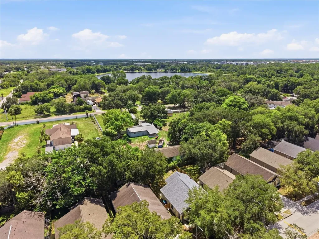 2155 Kaylas Court Orlando FL 32817