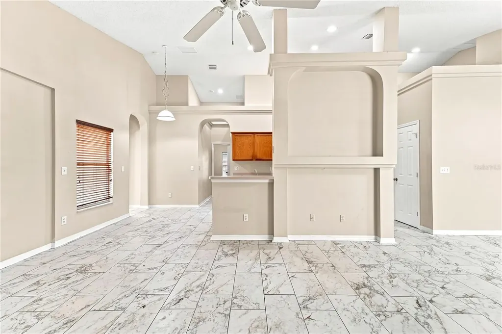 2155 Kaylas Court Orlando FL 32817