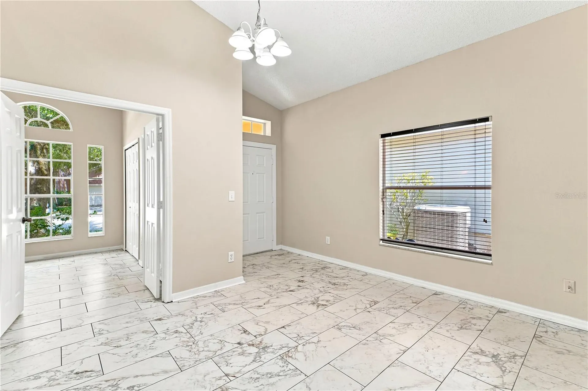 2155 Kaylas Court Orlando FL 32817