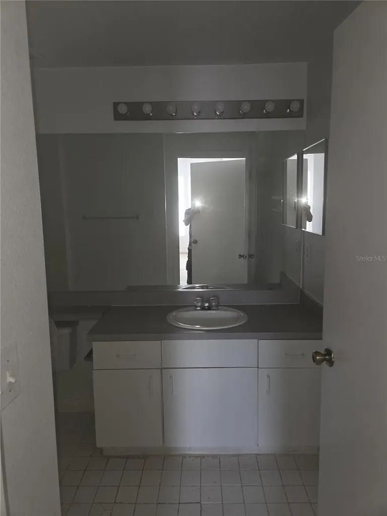 5566 Metrowest Boulevard Orlando FL 32811