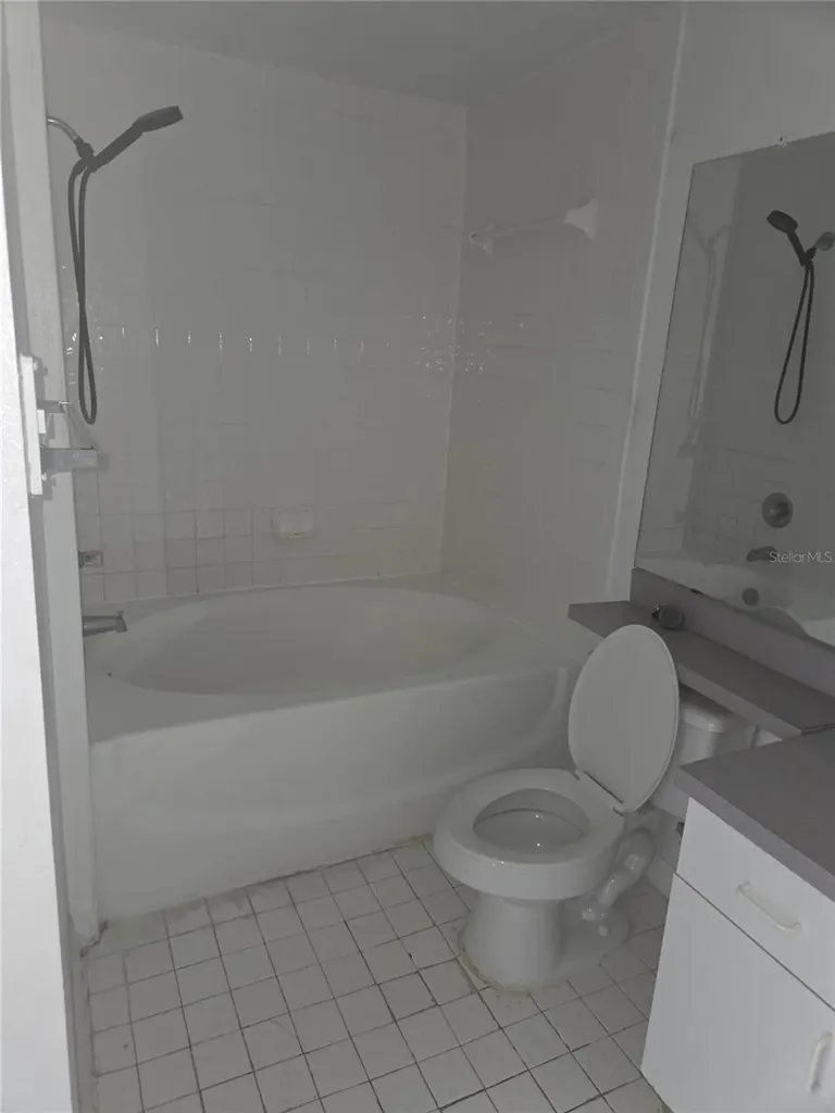 5566 Metrowest Boulevard Orlando FL 32811