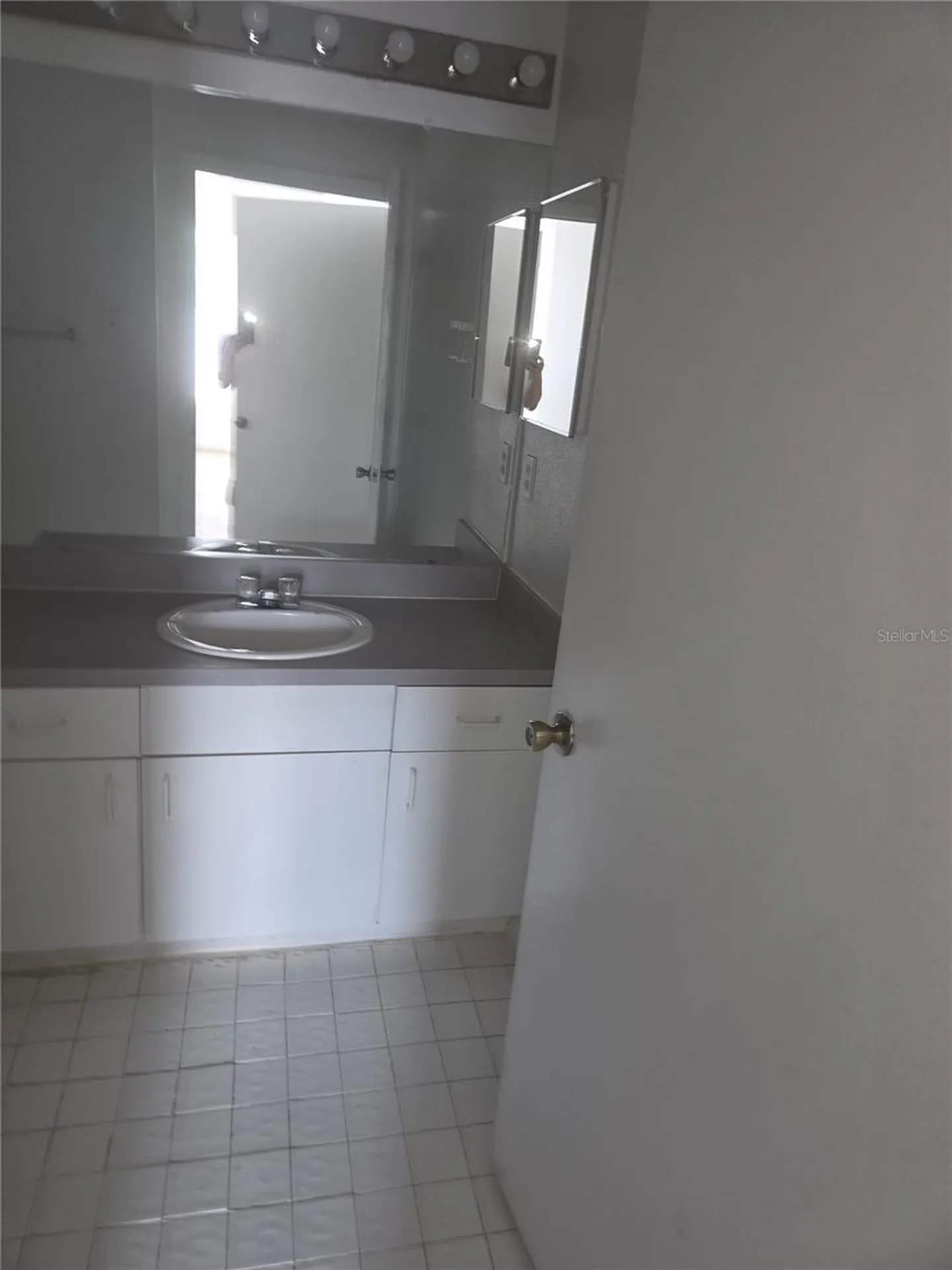 5566 Metrowest Boulevard Orlando FL 32811