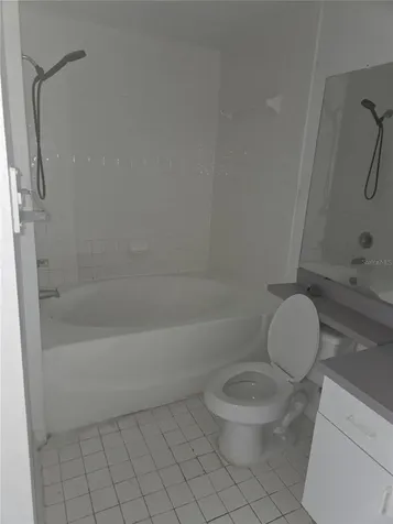 5566 Metrowest Boulevard Orlando FL 32811