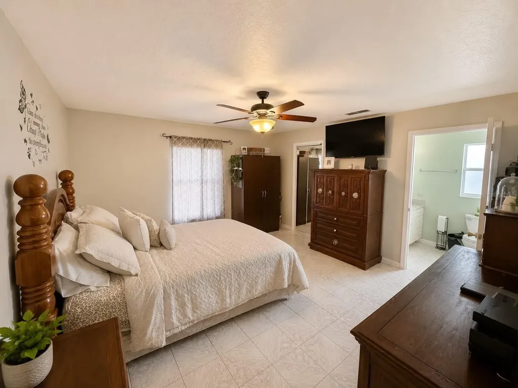 2333 Ainsworth Avenue Deltona FL 32738