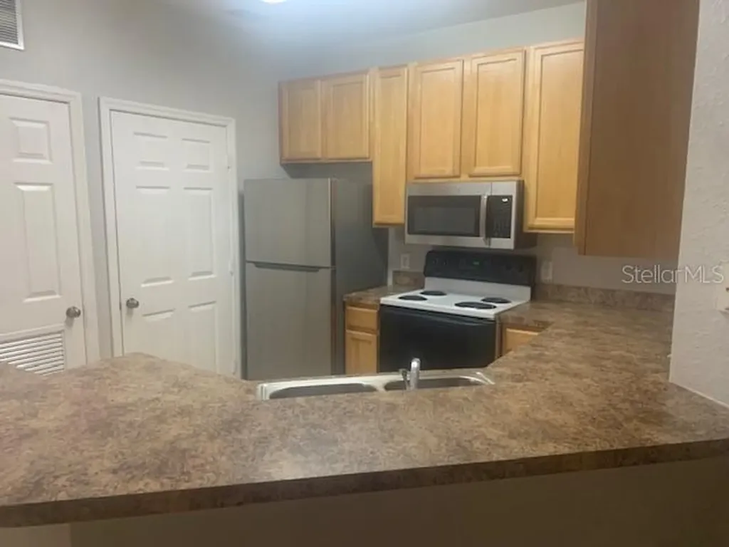 10025 Courtney Palms Boulevard Tampa FL 33619