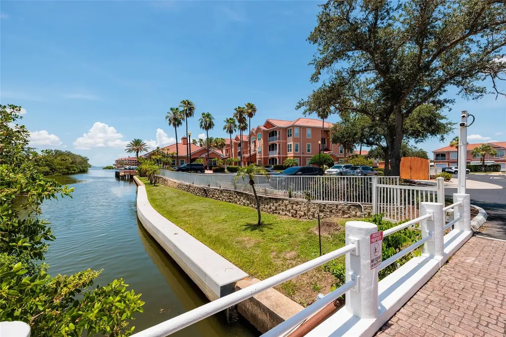 5000 Culbreath Key Way Tampa FL 33611