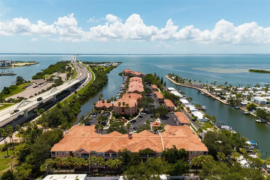 5000 Culbreath Key Way Tampa FL 33611