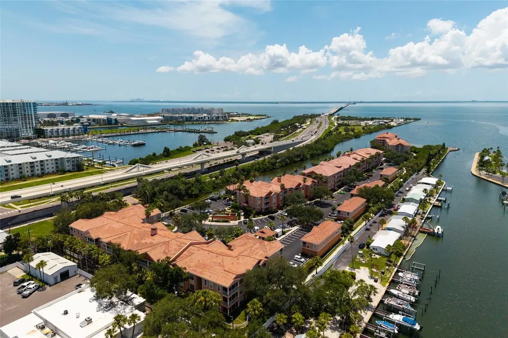 5000 Culbreath Key Way Tampa FL 33611