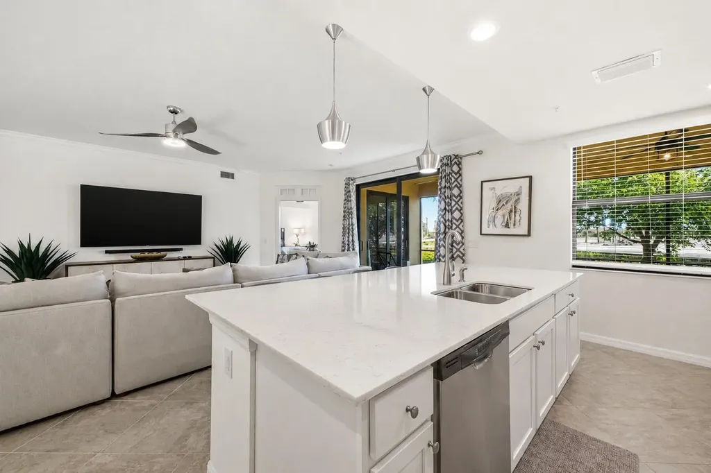 10792 Tarflower Drive Venice FL 34293