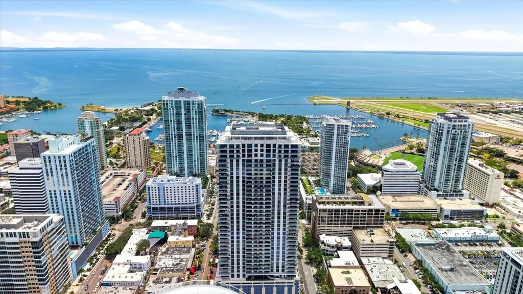 275 1st Avenue S St Petersburg FL 33701