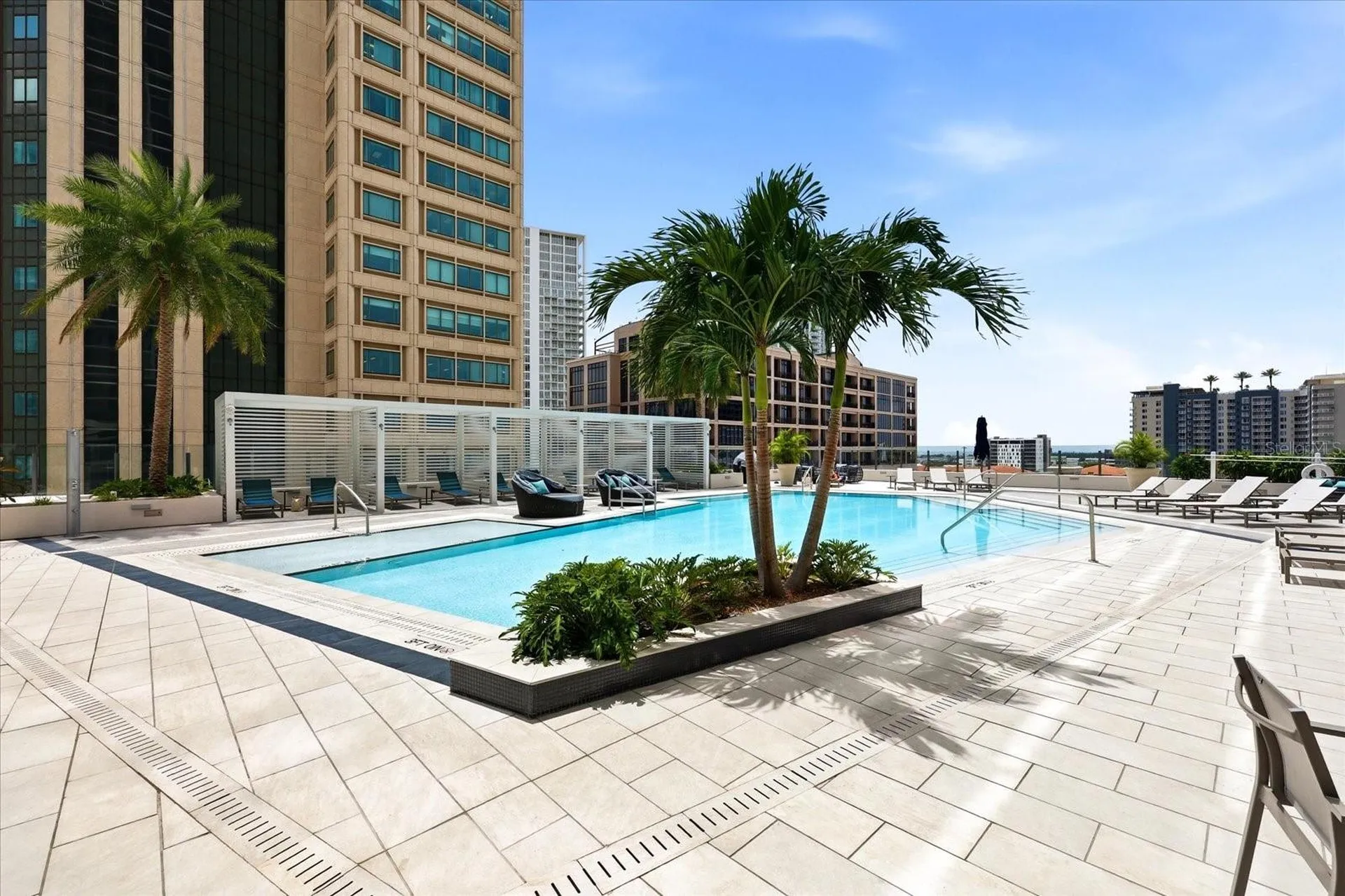 275 1st Avenue S St Petersburg FL 33701