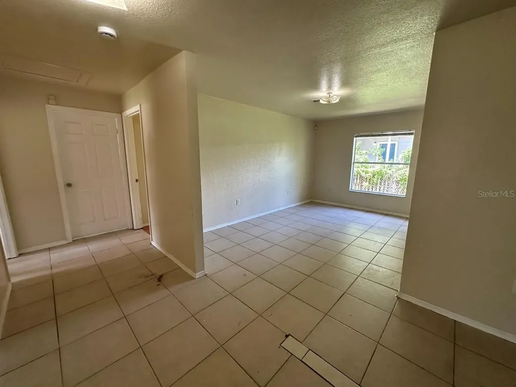 3613 E Chelsea Street Tampa FL 33610