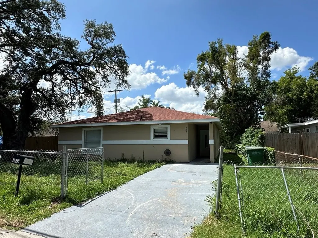 3613 E Chelsea Street Tampa FL 33610