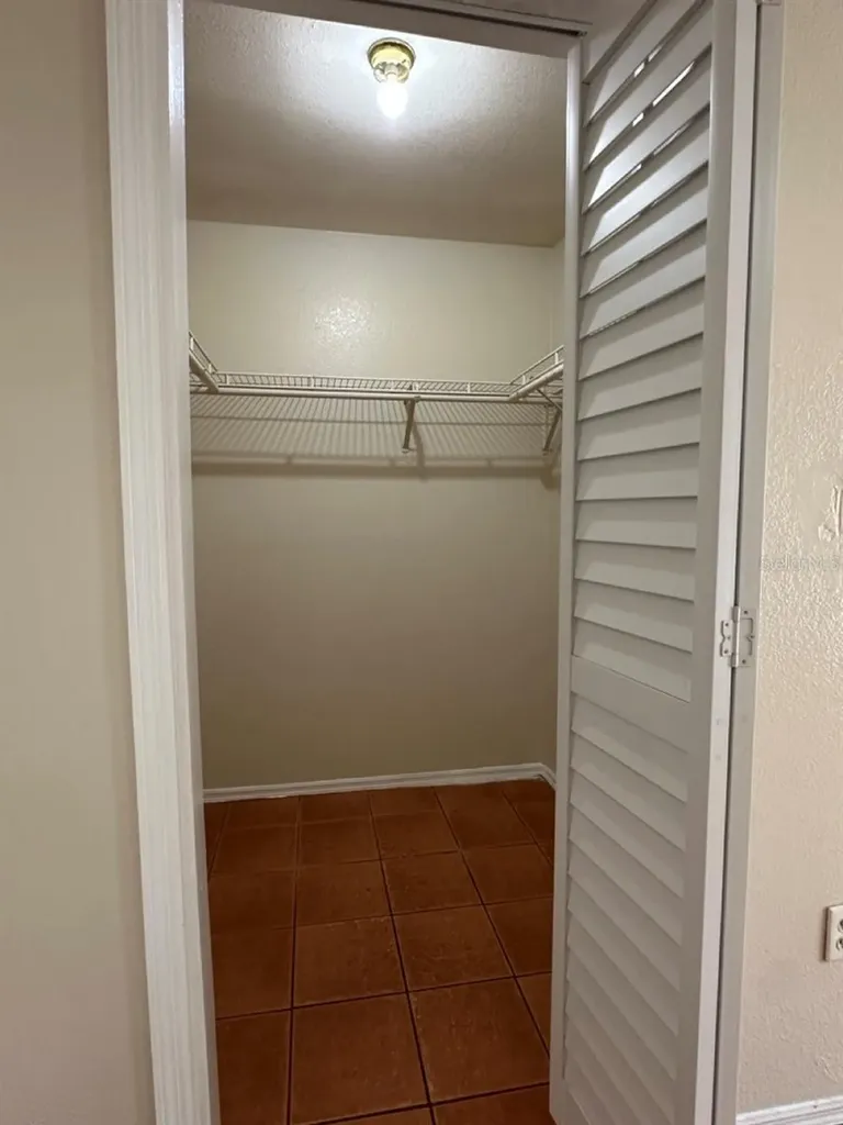 3613 E Chelsea Street Tampa FL 33610
