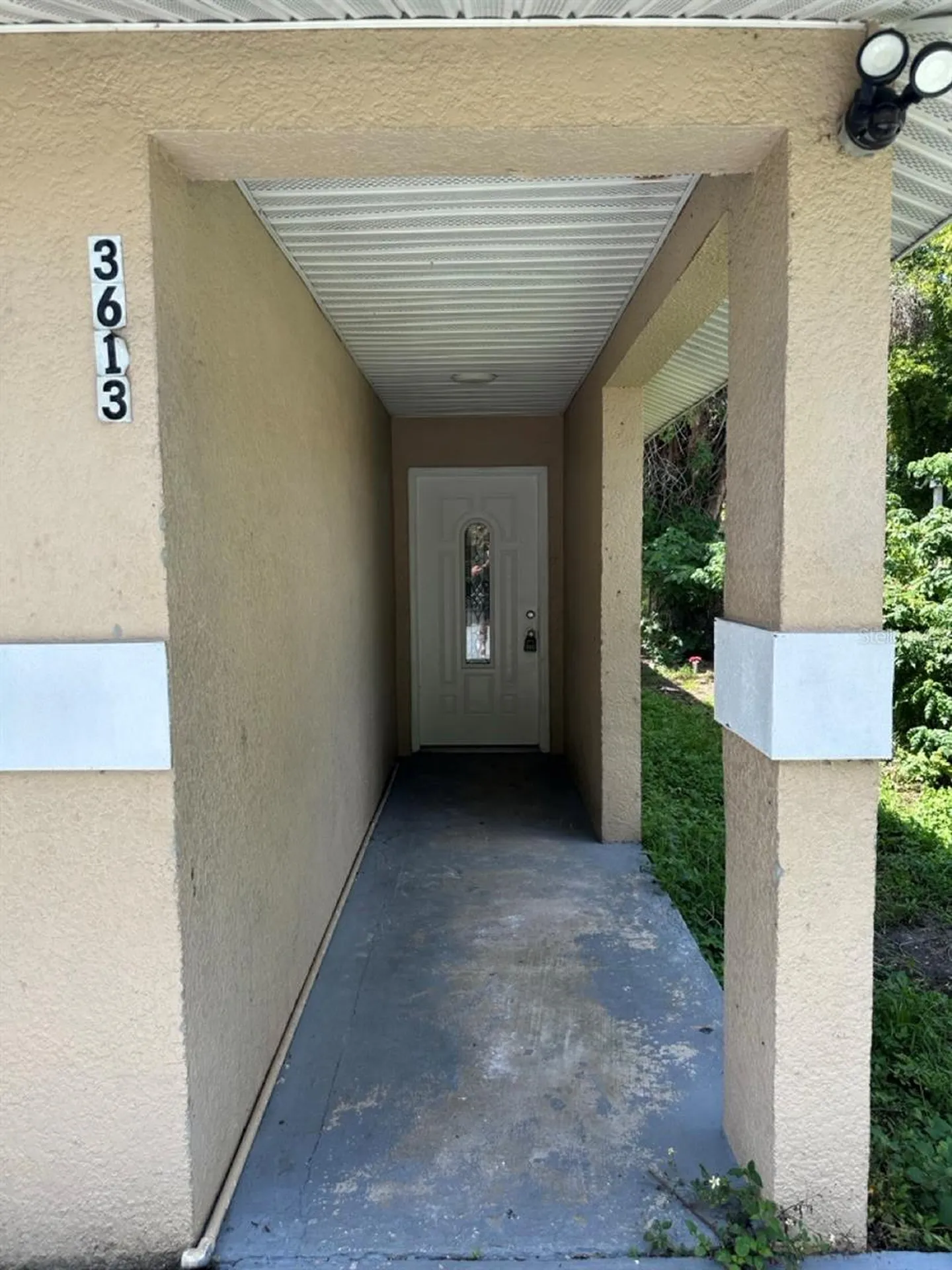3613 E Chelsea Street Tampa FL 33610