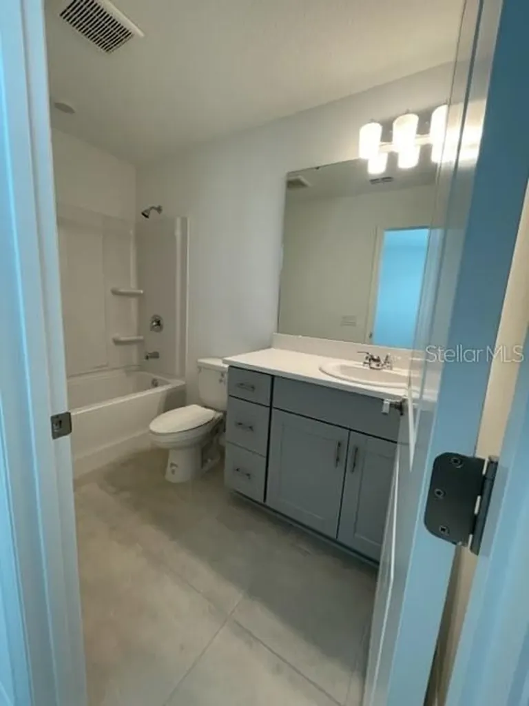 3158 Skyline Loop Kissimmee FL 34758