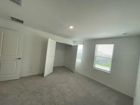 3158 Skyline Loop Kissimmee FL 34758