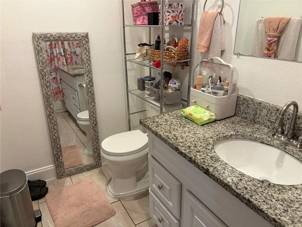 908 S Solandra Drive Orlando FL 32807