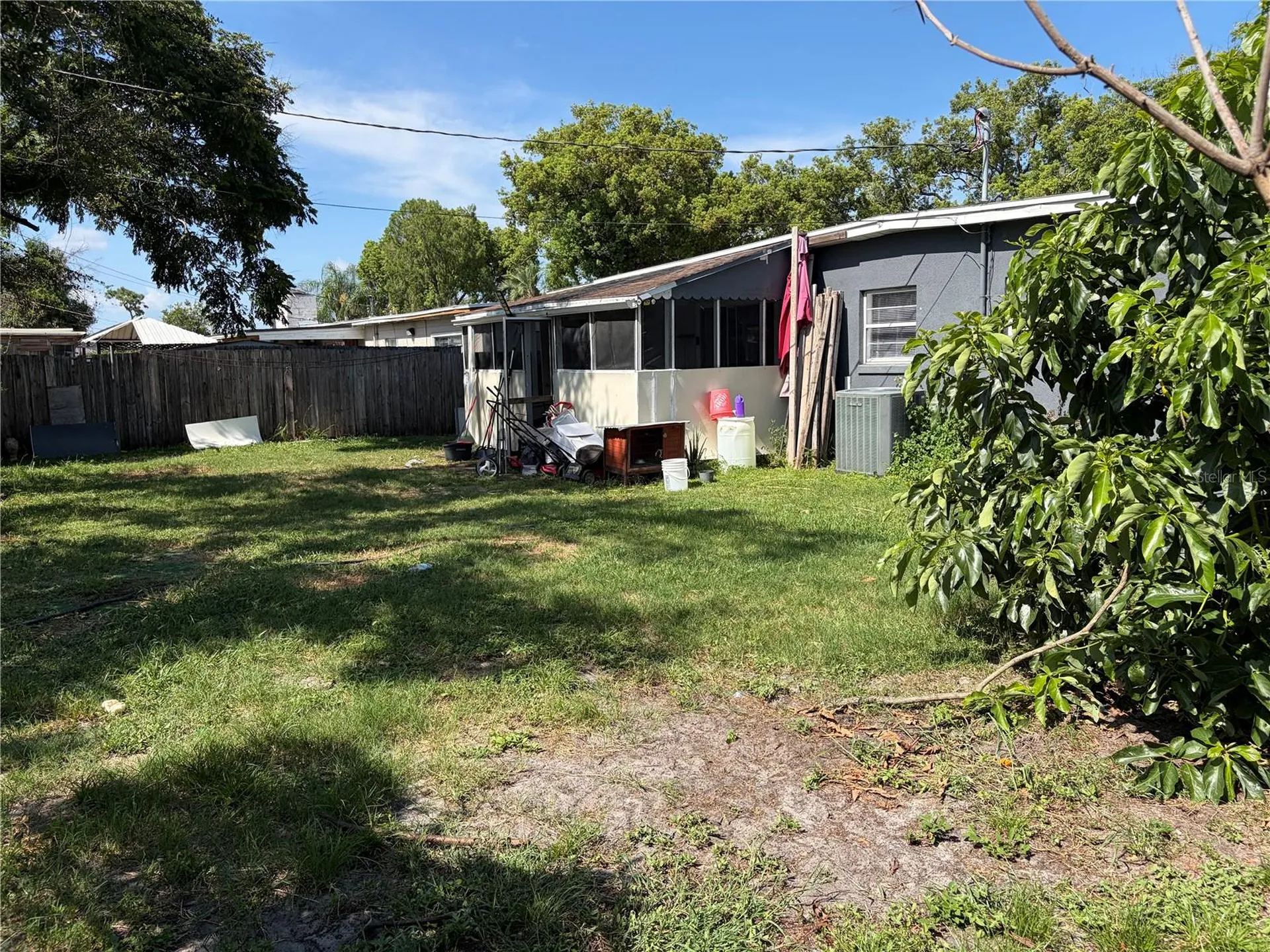 908 S Solandra Drive Orlando FL 32807