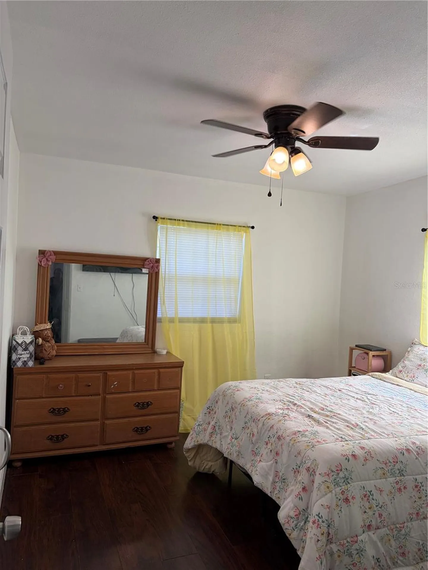 908 S Solandra Drive Orlando FL 32807
