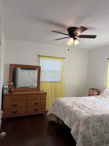 908 S Solandra Drive Orlando FL 32807
