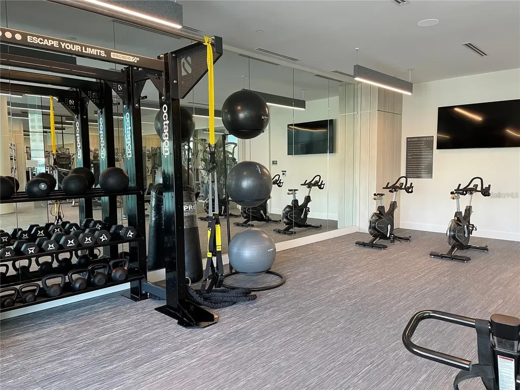 301 Quay Commons Sarasota FL 34236