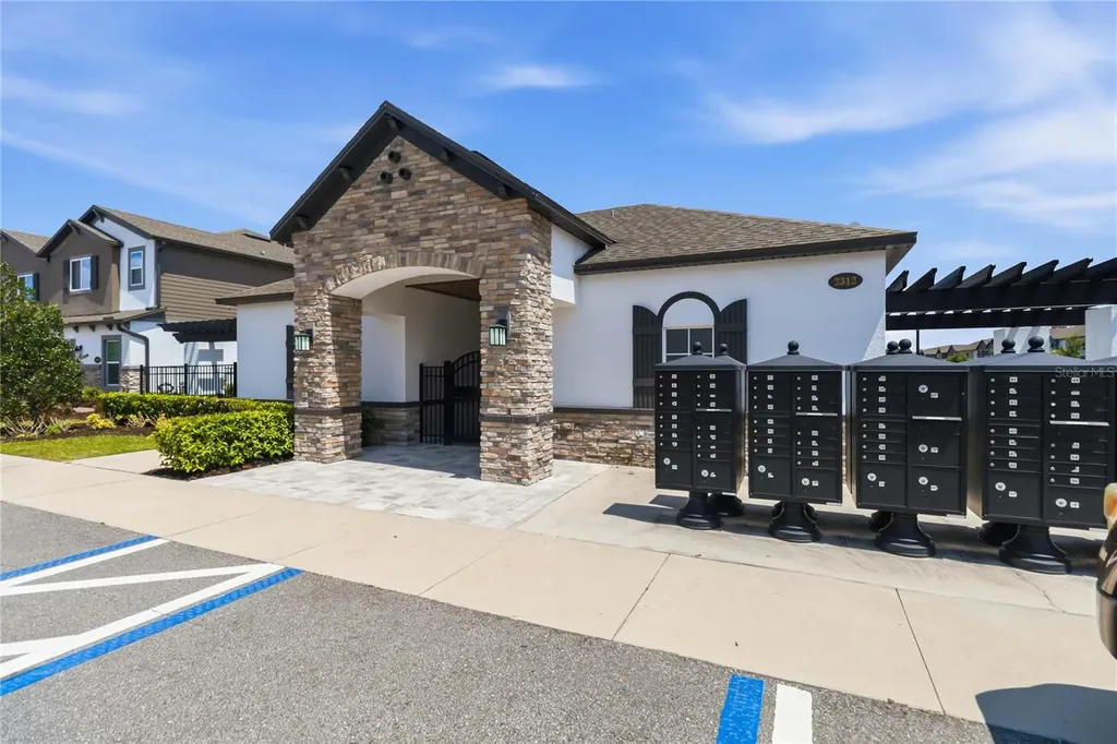385 Cape Honeysuckle Place Sanford FL 32771