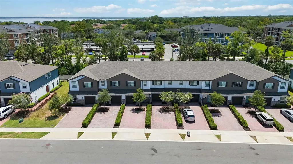 385 Cape Honeysuckle Place Sanford FL 32771