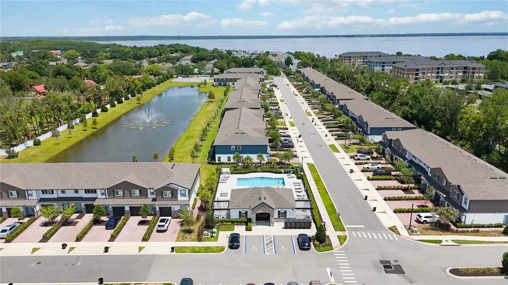 385 Cape Honeysuckle Place Sanford FL 32771