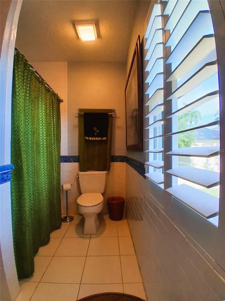 451 Woodland Drive Sarasota FL 34234