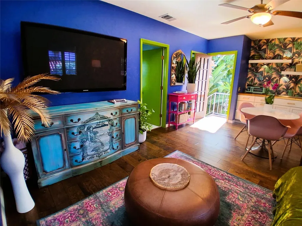 451 Woodland Drive Sarasota FL 34234