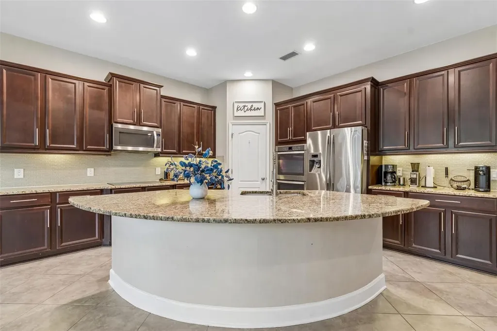 4123 Windcrest Drive Wesley Chapel FL 33544