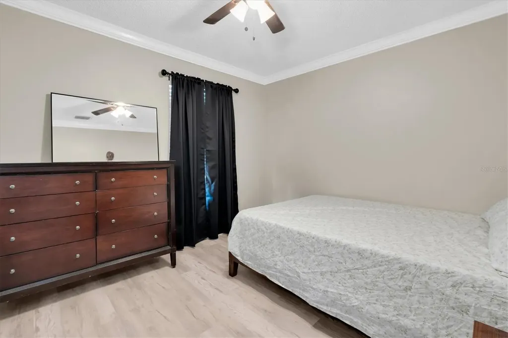 1901 Landside Drive Valrico FL 33594