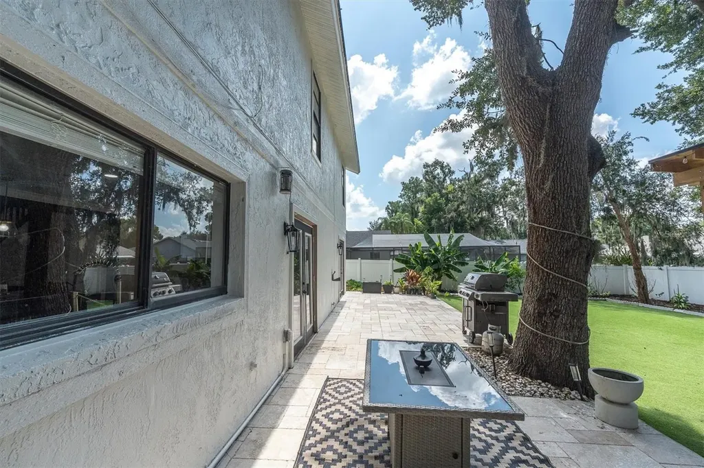 1901 Landside Drive Valrico FL 33594