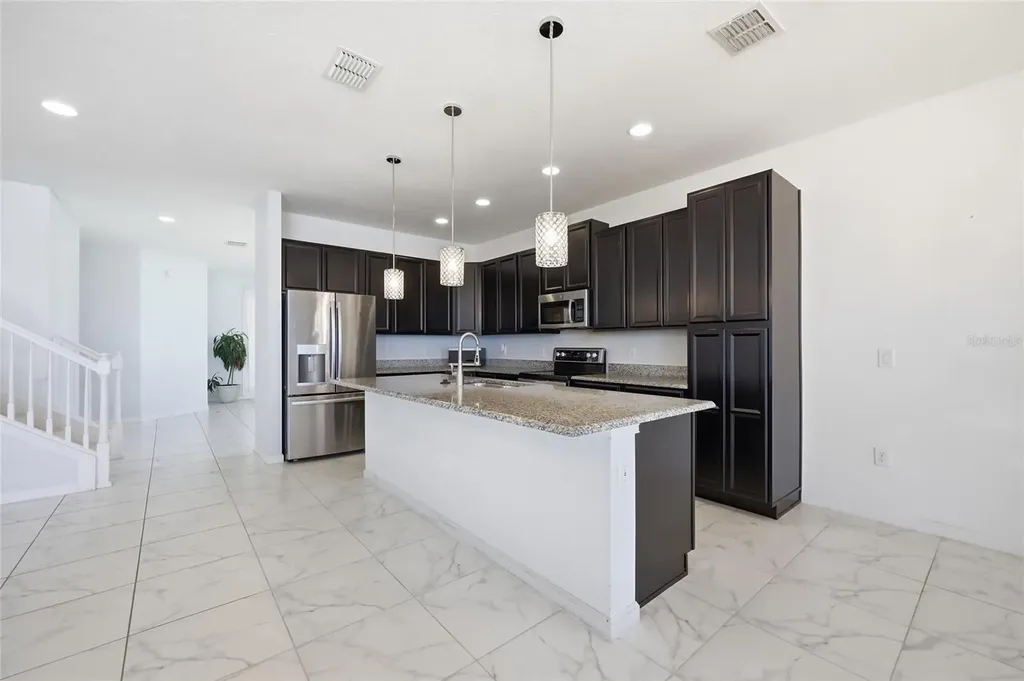 2252 Rush Bay Way Orlando FL 32824