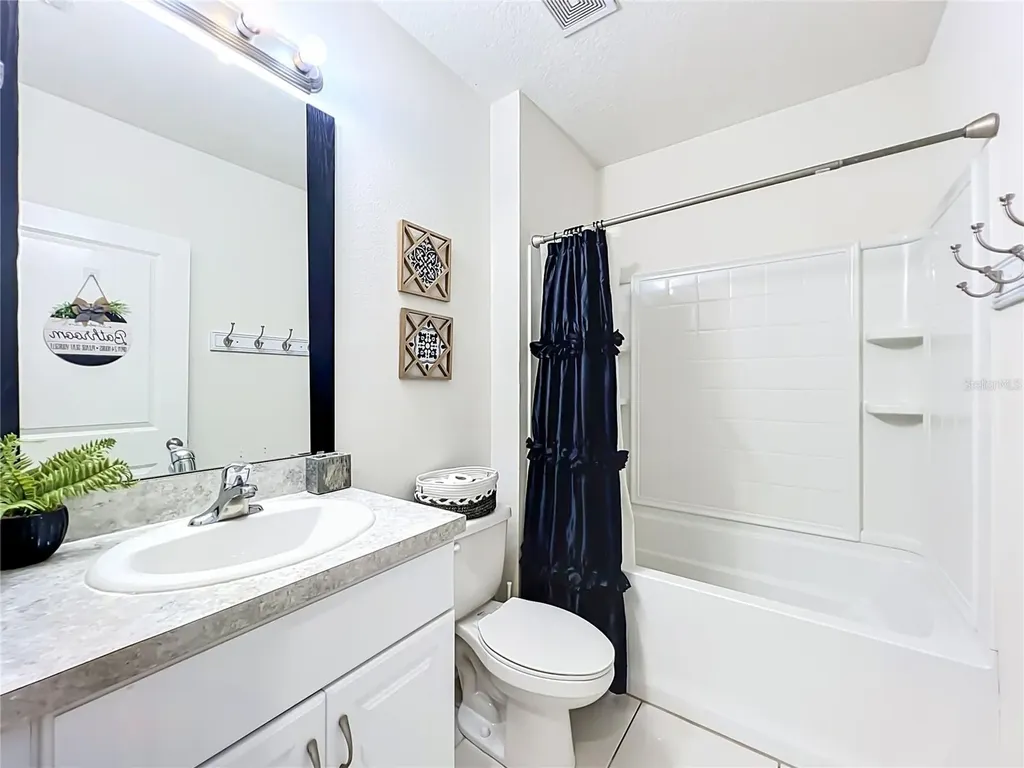 405 Kestrel Drive Groveland FL 34736