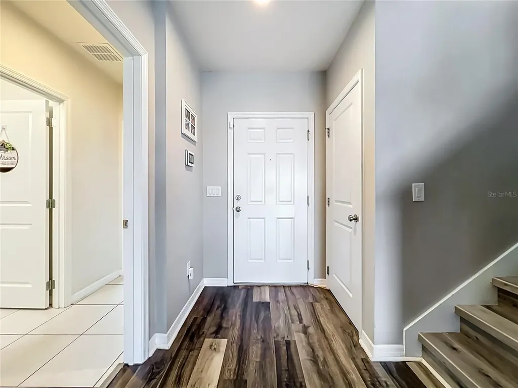 405 Kestrel Drive Groveland FL 34736