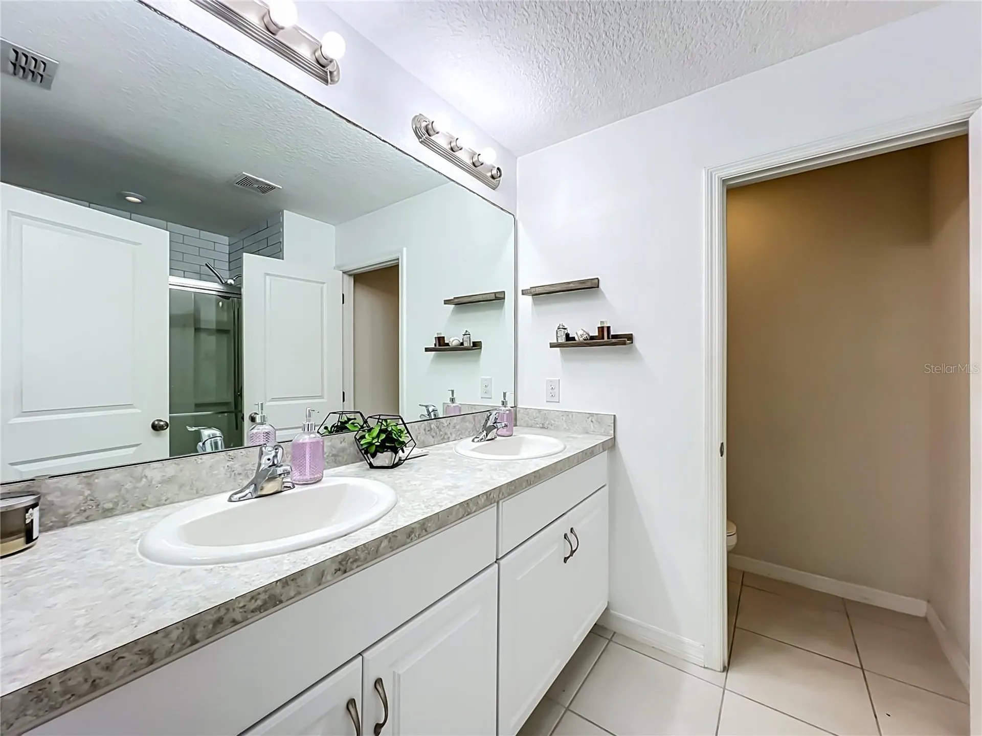 405 Kestrel Drive Groveland FL 34736