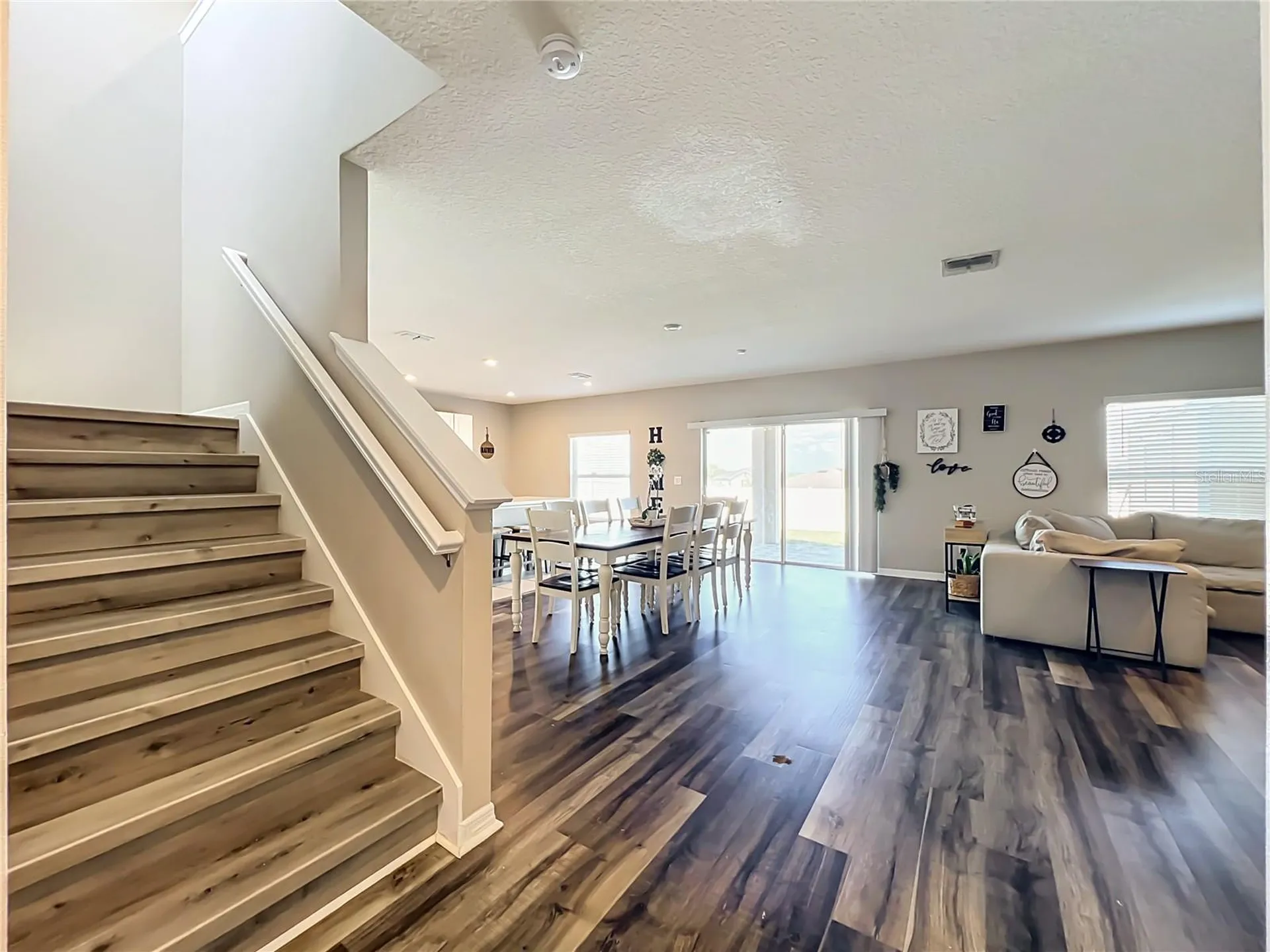 405 Kestrel Drive Groveland FL 34736