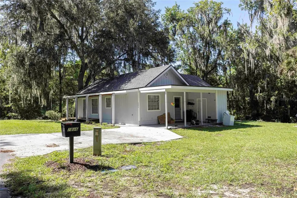 2886 N C 470 Lake Panasoffkee FL 33538