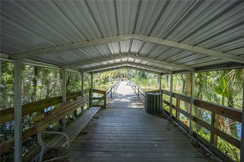 2886 N C 470 Lake Panasoffkee FL 33538
